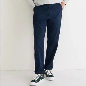NWT J. Crew Mens 31 & 34 Waist Classic Relaxed Navy Blue Casual Chino Pants